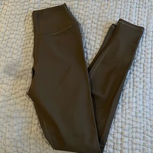 All High Waist Vapor Leggings